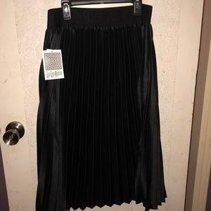 BNWT medium ELEGANT Jill